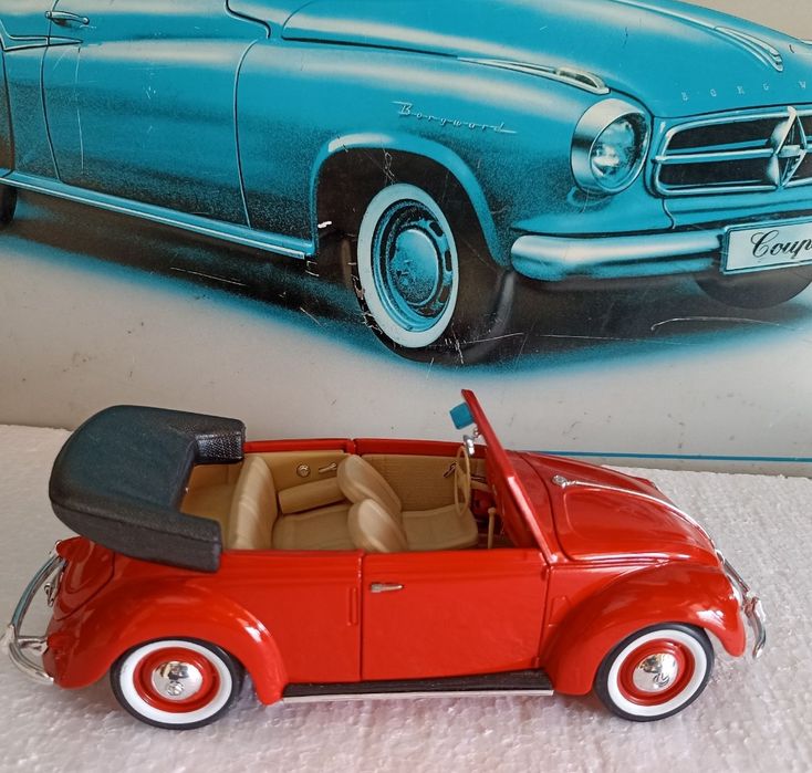 Volkswagen 1951
Scara 1:18
Maisto

Pozele reflectă realitatea. Se vind