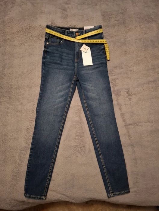 Blugi Sinsay  marimea 40