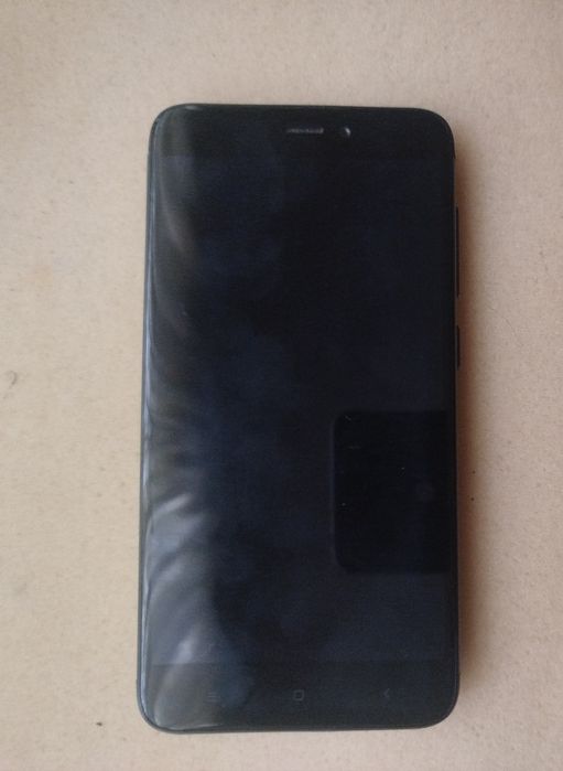 Продавам Xiaomi redmi 4x