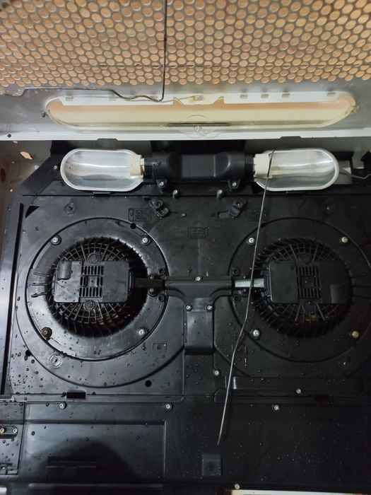 Hota 2motoare whirpool