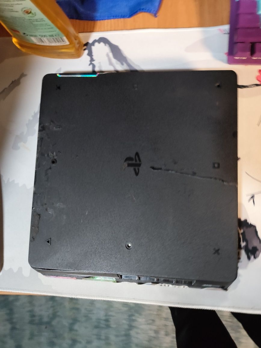 PS4 slim  1tb в хорошем качестве