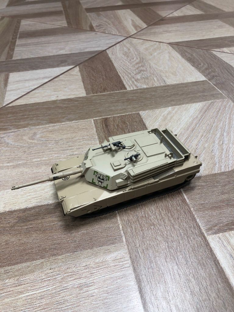 Macheta tanc M1 Abrams 1/72