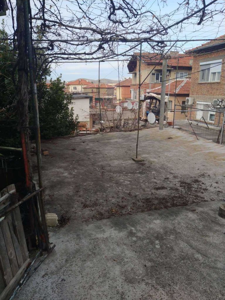 Продава се Къща в Кричим - 178 кв.м за 298 €/кв.м - Снимка #5