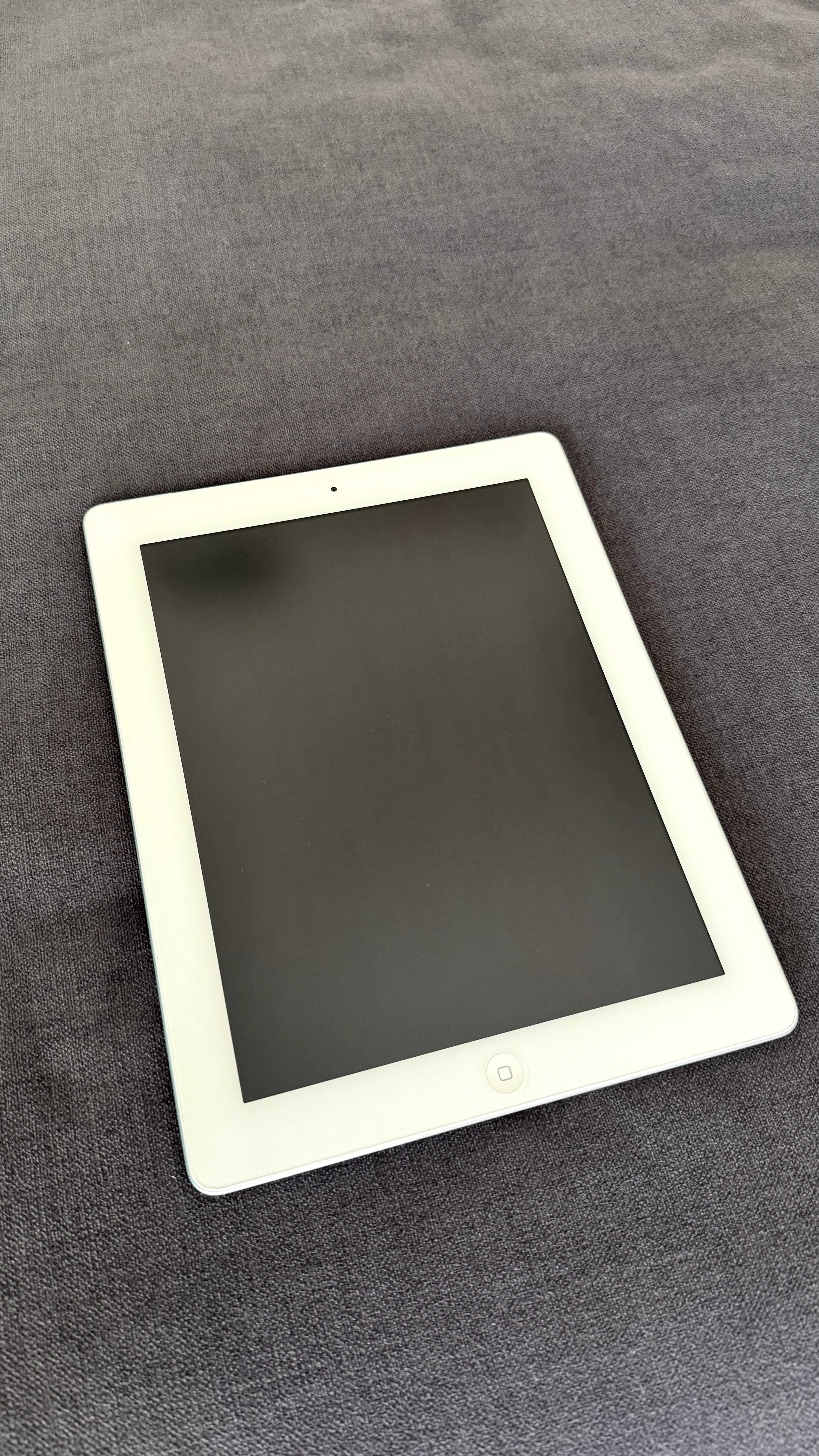 Apple iPad 4th Gen, ecran Retina 9,7", Wi-Fi, 16 GB, Alb