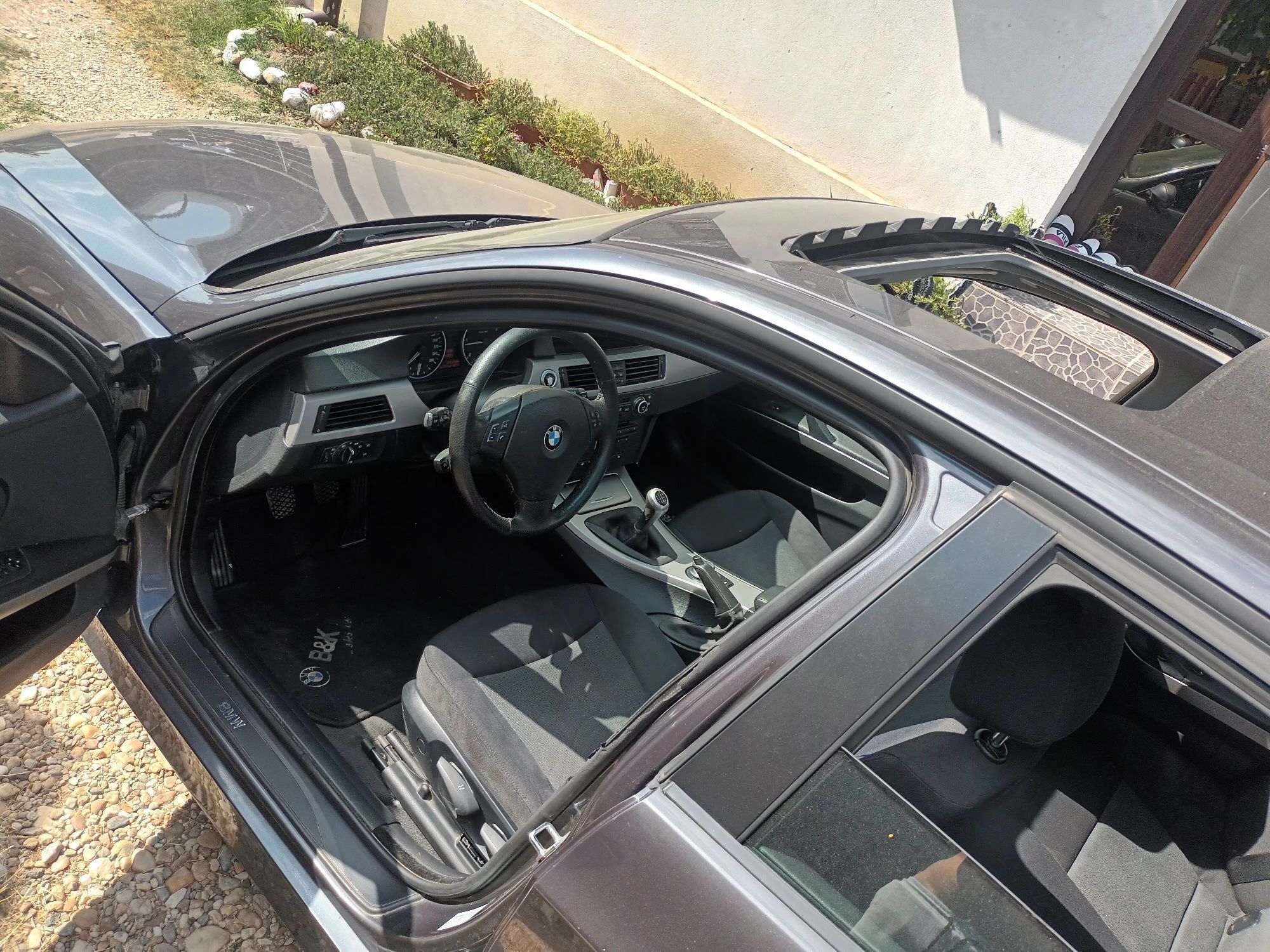 Vând BMW E90 AN 2007 163CP  M47