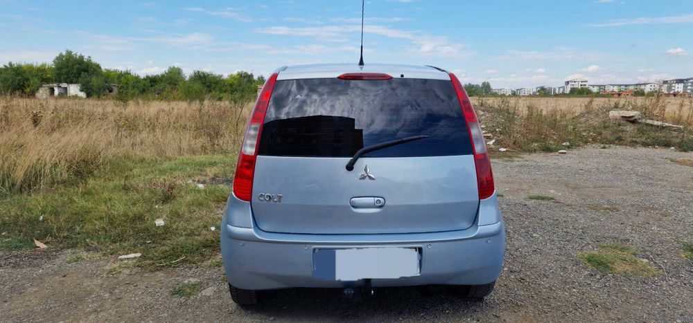 Inchiriez masina / Renting a car (Bolt Food, Tazz, Glovo, Wolt)