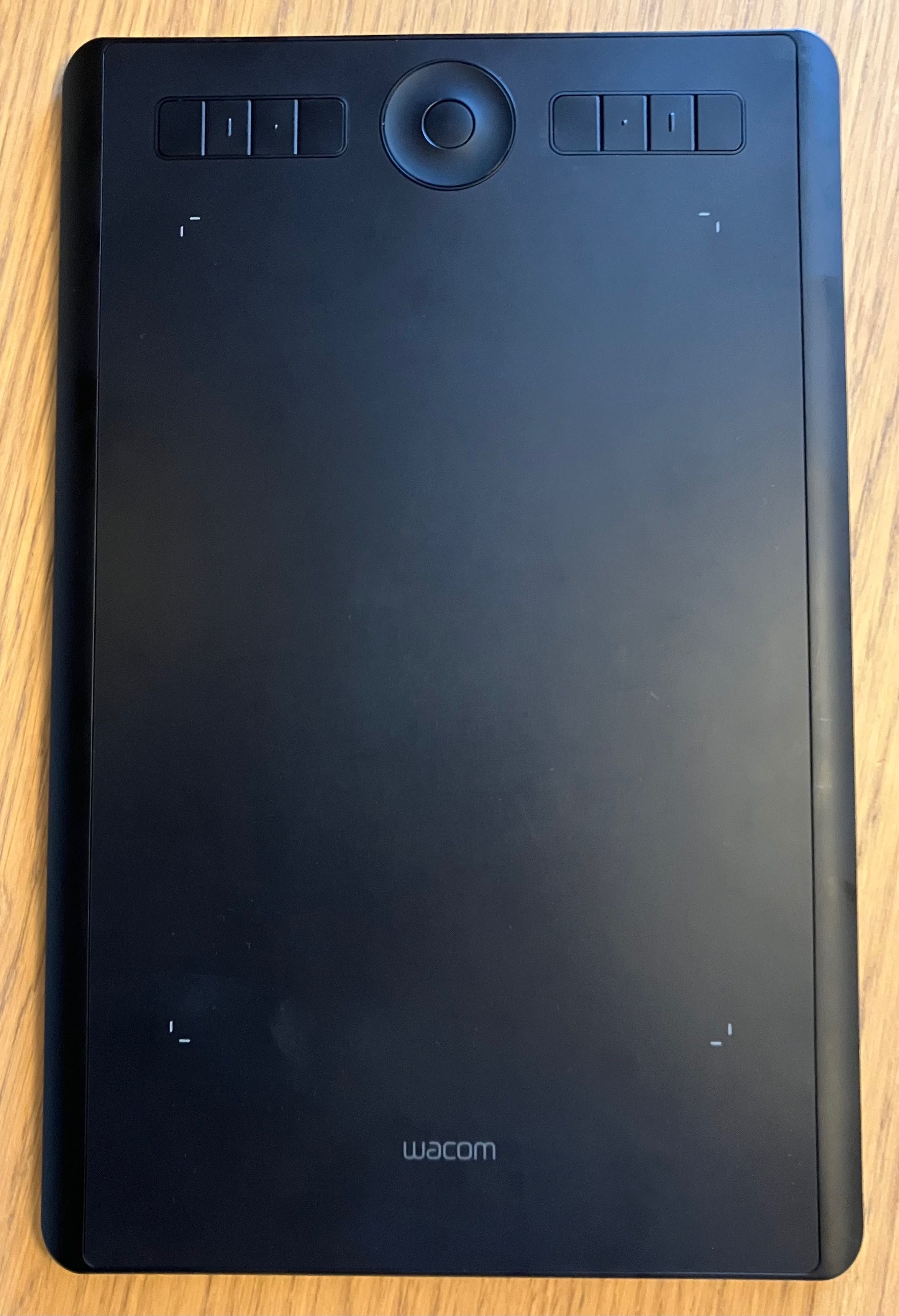 Графичен таблет Wacom Intuos Pro Medium (PTH-660) Pen Tablet (черен)
