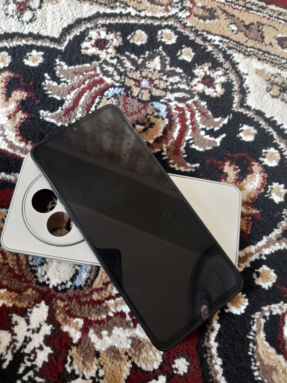 Redmi 14c srochna pul kerak kelishiladigan joyi bor