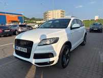 Audi Q7 Mașina foarte corectă mecanic