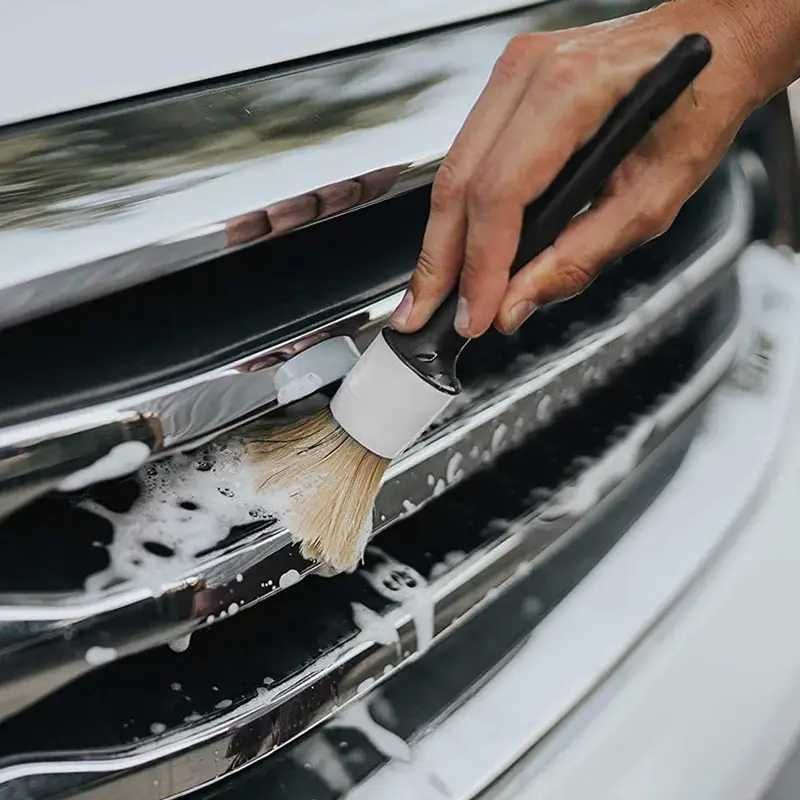 Комплект от 5бр премиум почистващи четки за интериора на автомобила