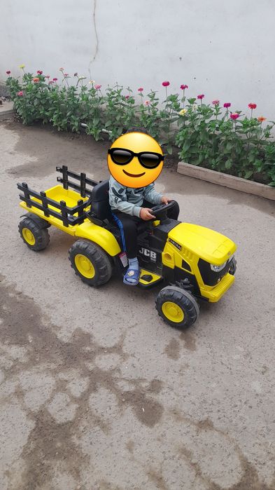 Bolallar traktori papalyam