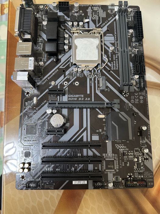 Продам Материнская Плата Gigabyte 1151.