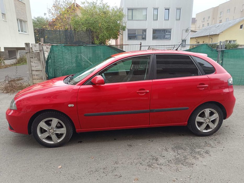 Vând Seat Ibiza fabricat în 2007, motor 1.4 benzină