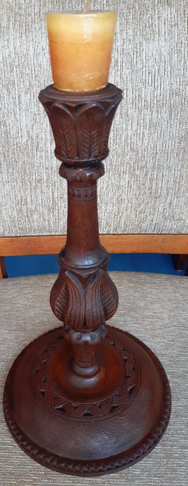 СВЕЩНИК - Дърворезба