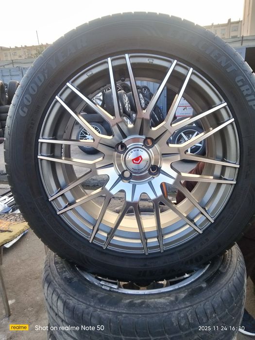 Vossen r17 diska balon