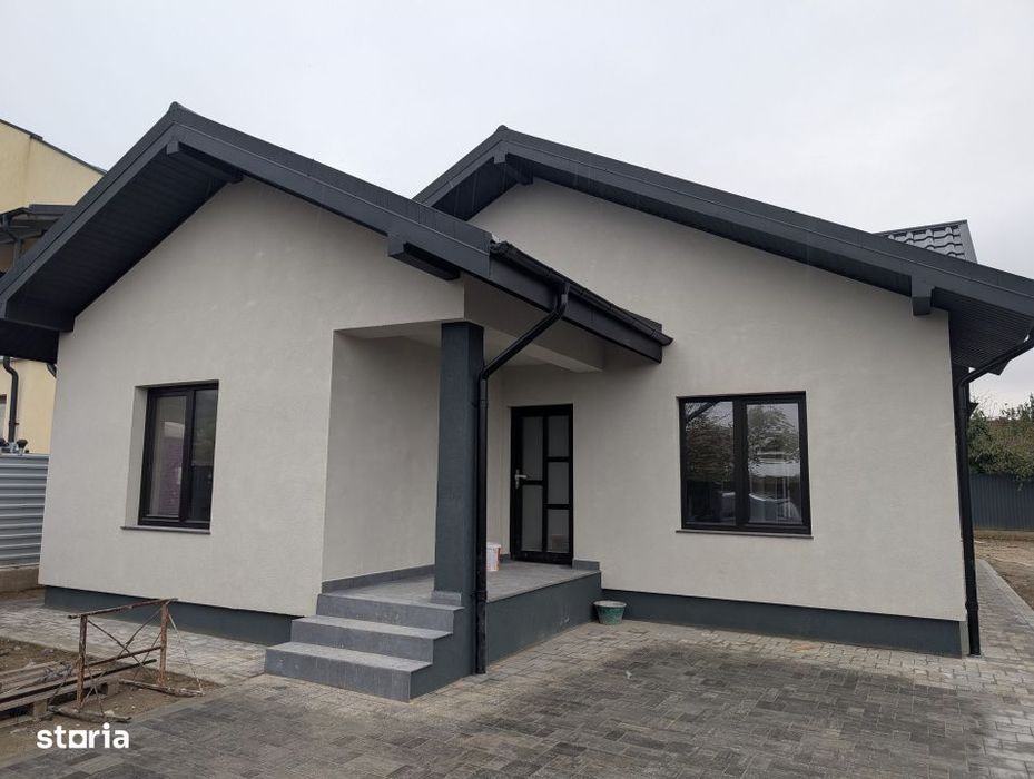 Casa premium! Hemeiusi 3 dormitoare,3 bai , terasa beci