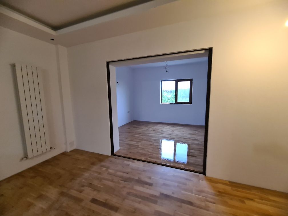 Reconditionare si montaj parchet stratificat si din lemn masiv