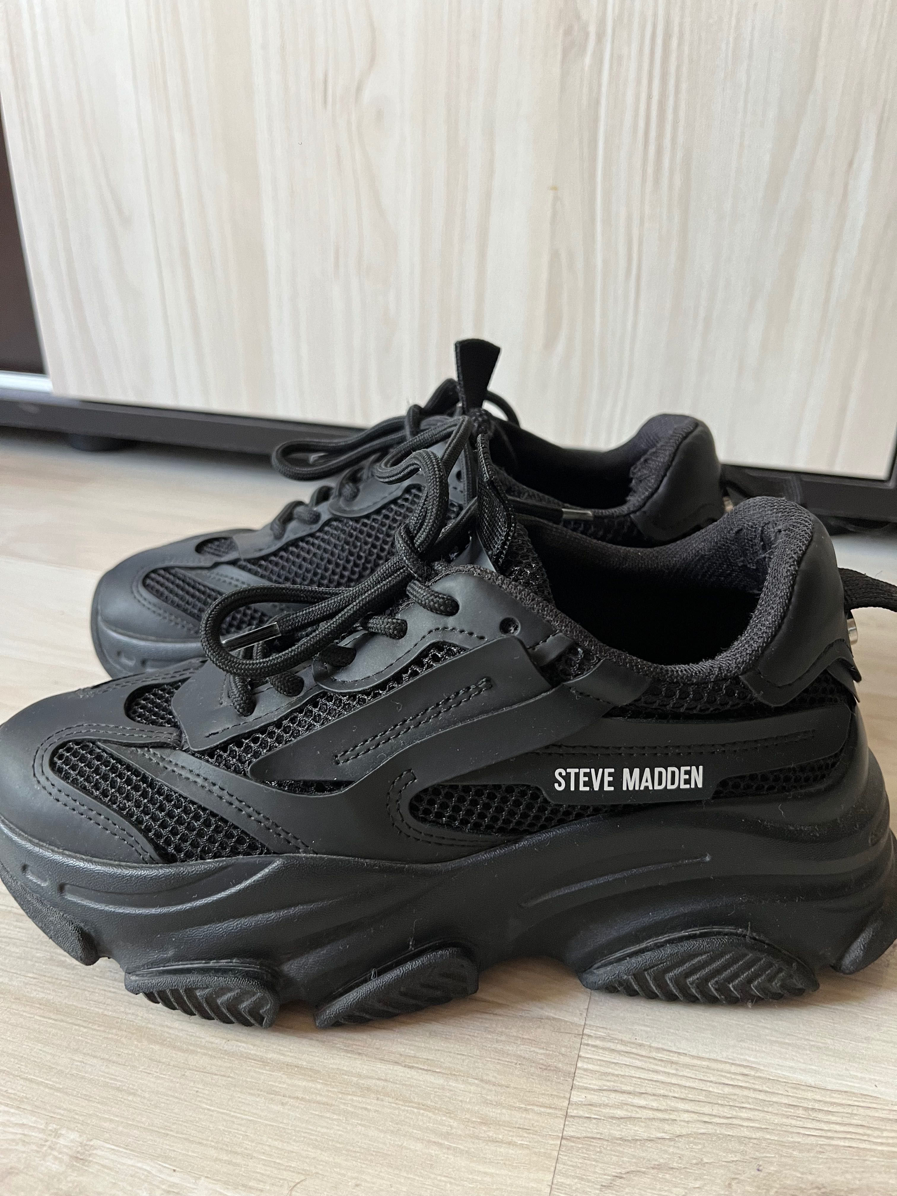 Черни маратонки Steve Madden!
