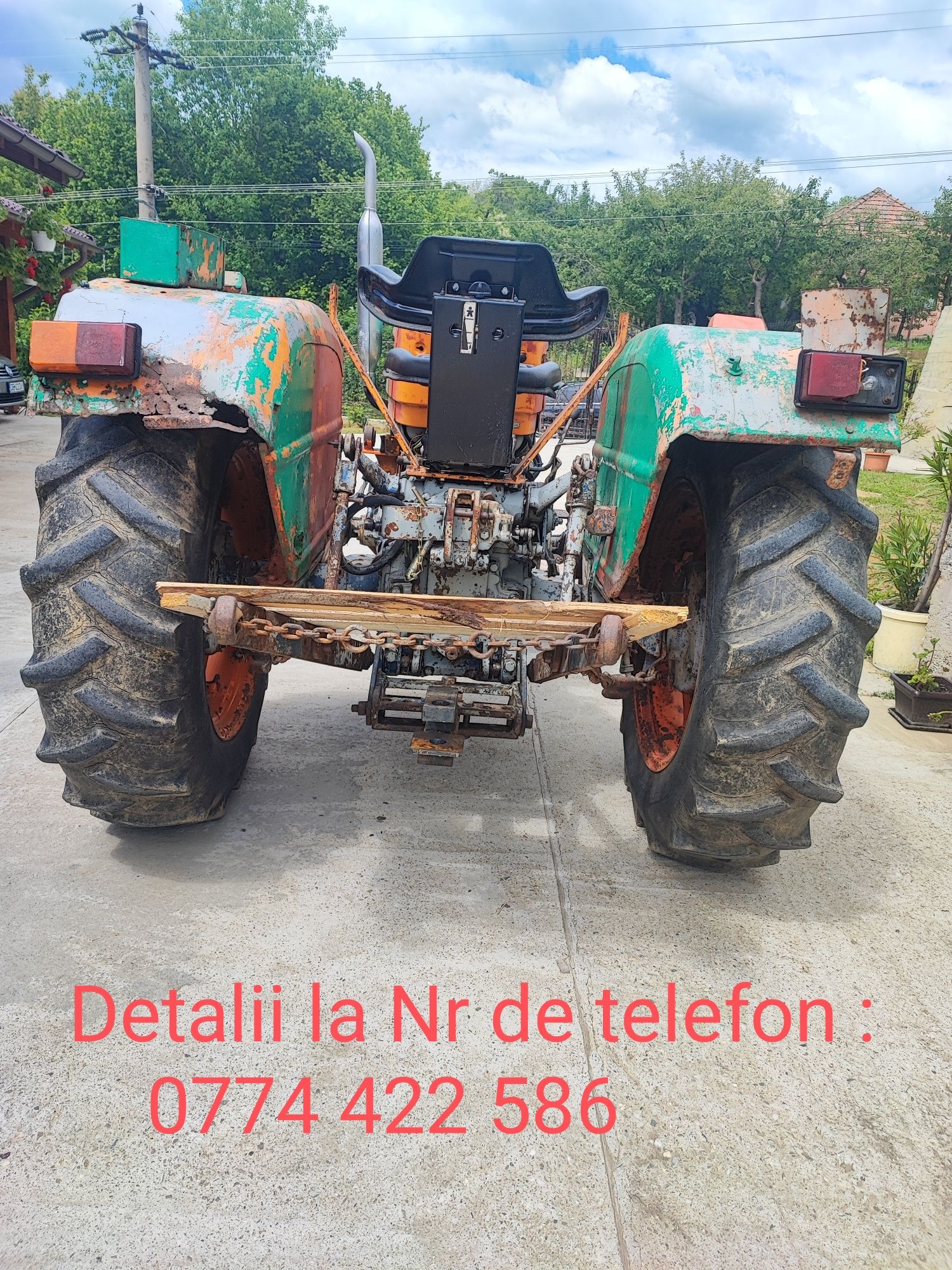 Vând tractor UTB