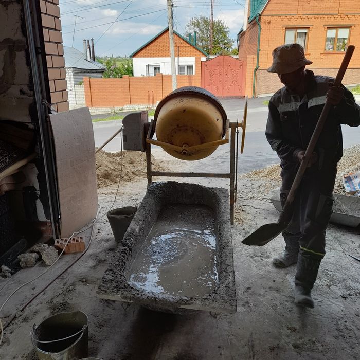 Бригада строителей