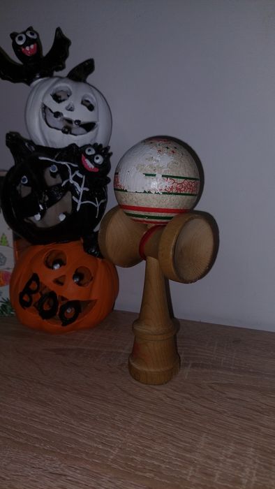 Kendama USA - Pro Model Saga Shape Joe Nelson V2 Superstick