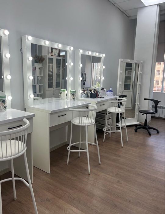 Сдам место в студии