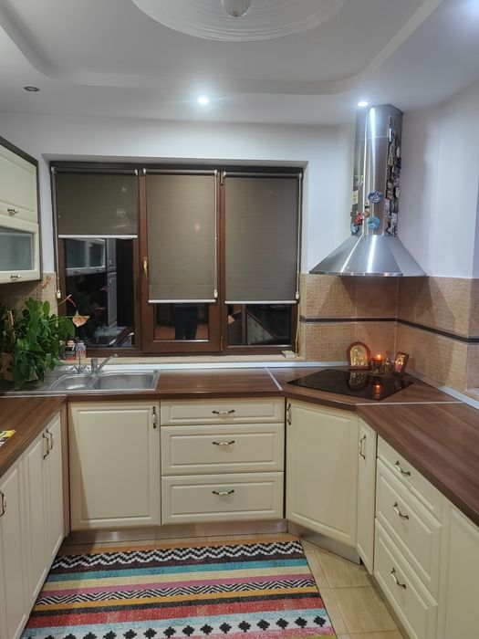 Mobila de bucătărie