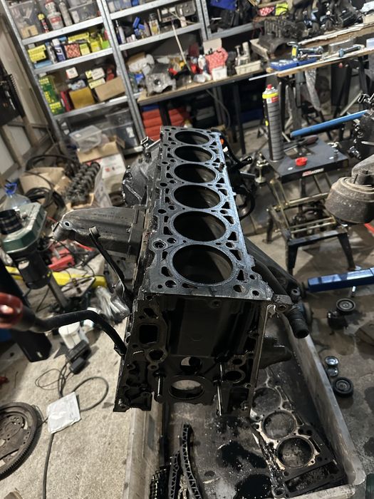 Блок с бутала Mercedes OM613 OM648