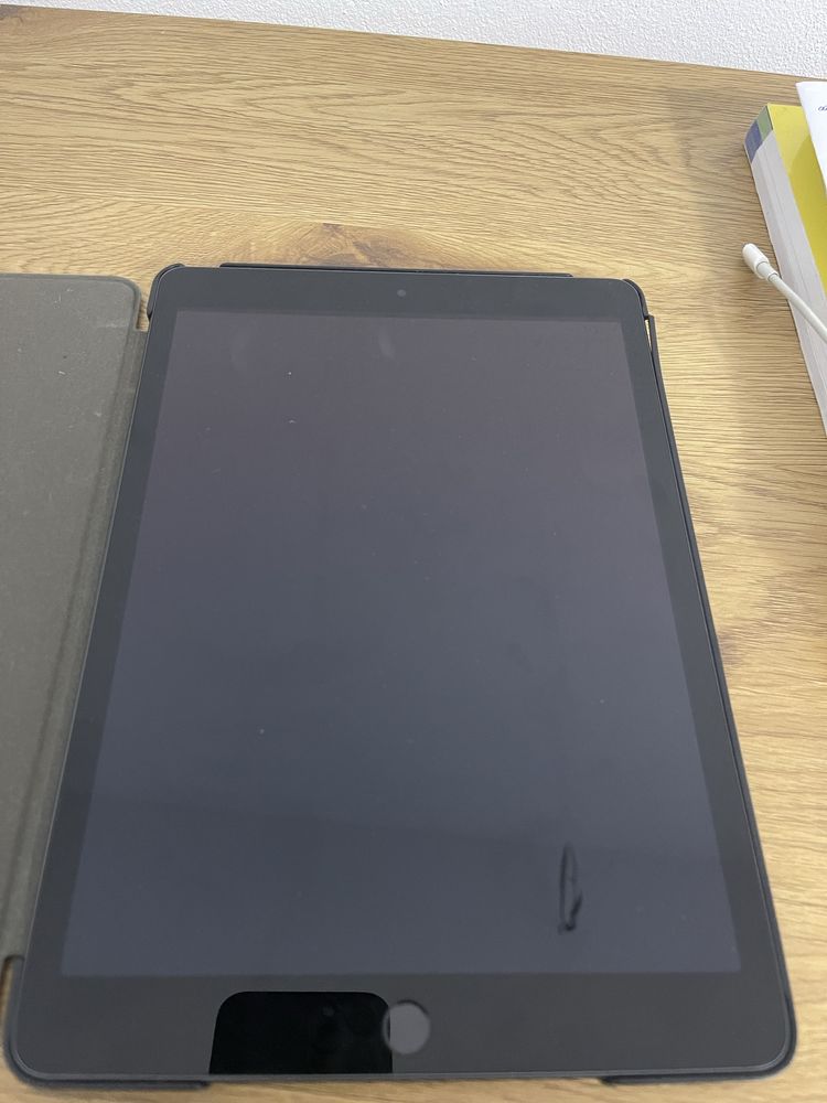 ipad 9 + pen generatia 1