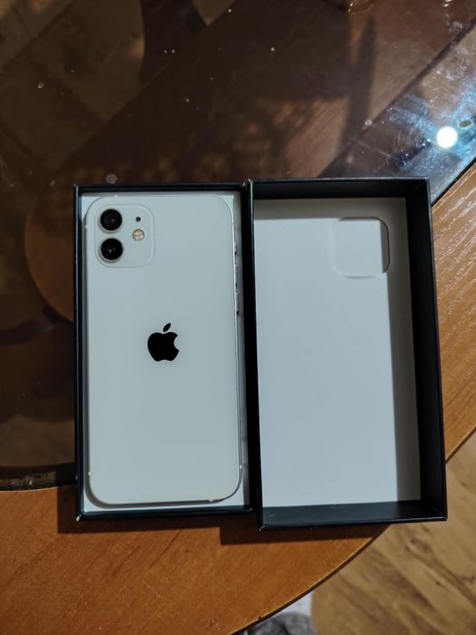 Salut ,vand iphone 12 64 gb
