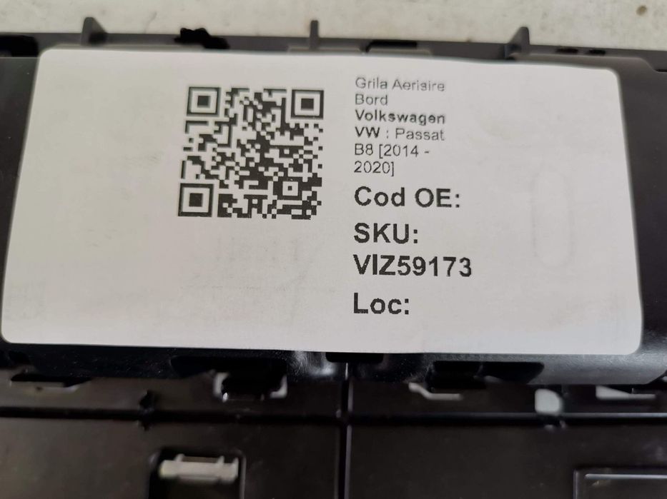 Grila Ventilatie Bord Volkswagen VW  Passat B8 2014 2015 2016 2017 201