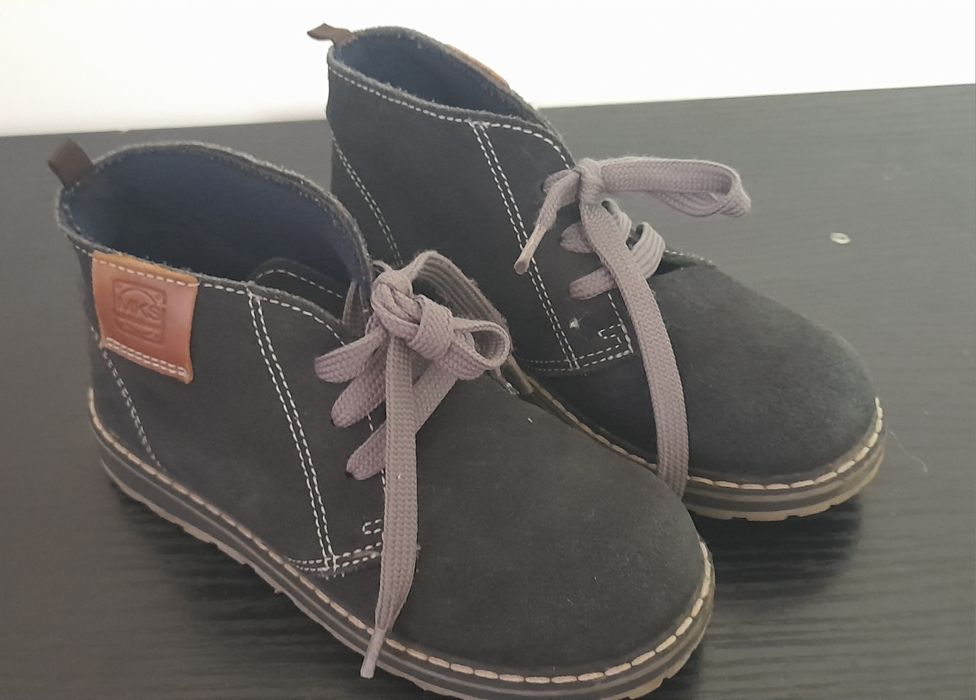 Adidasi si tenisi pentru  baietil