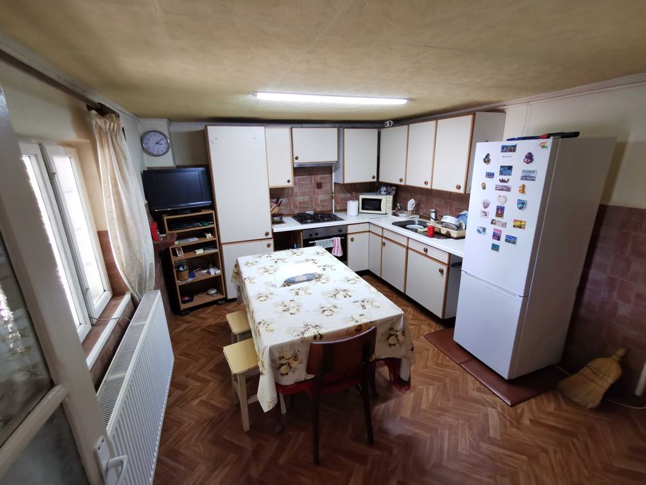 VAND casa  cu teren de aprox. 4400m in com, Vidra Ilfov