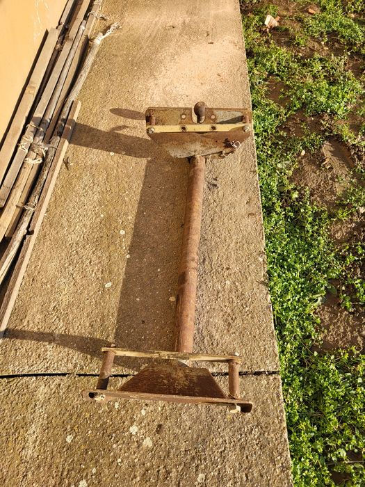 Carlig de remorcare pt Lada 1500