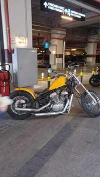 Honda Shadow VT600 Bobber