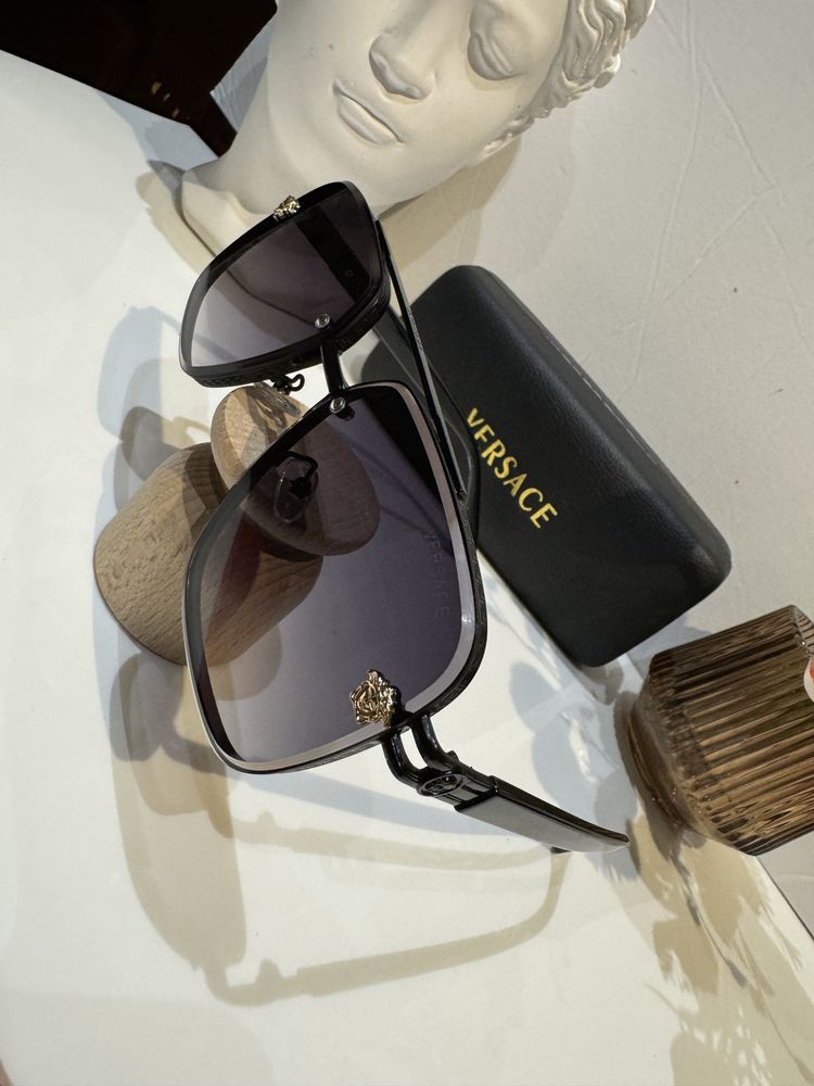 Ochelari de soare Versace