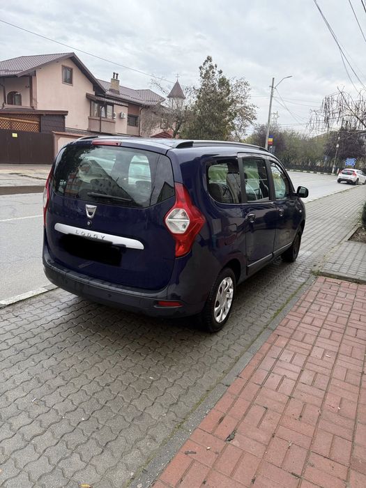 Vand Dacia Lodgy 1.5 disel 2016 7 locuri