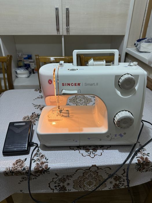 Продается Швейная машина в идеальном сосотянии