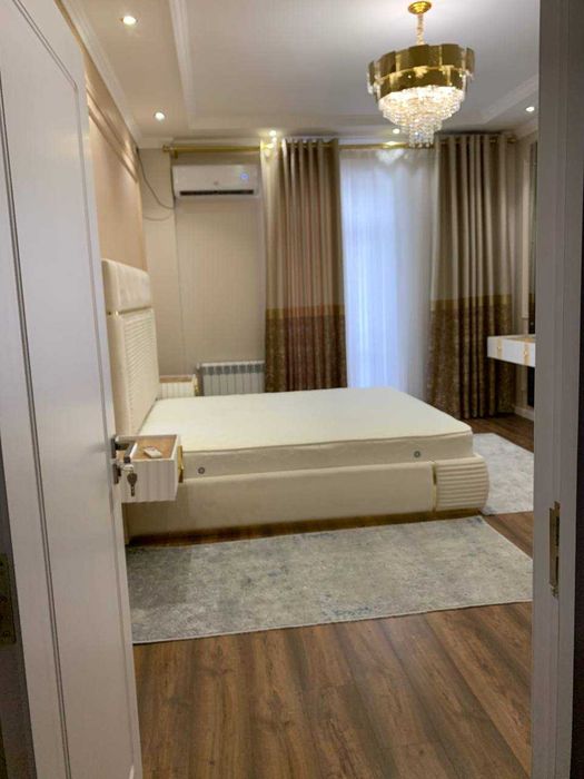 СРОЧНО Сдаётся кв ЖК Комфорт Хаус 2-ком/5/10 ро-н Юнусабад-11 кв 949*