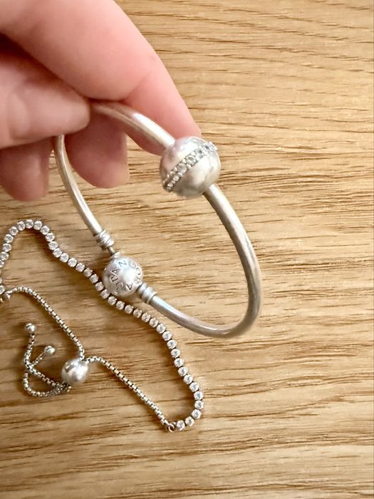 Сребърни гривни и пръстени PANDORA