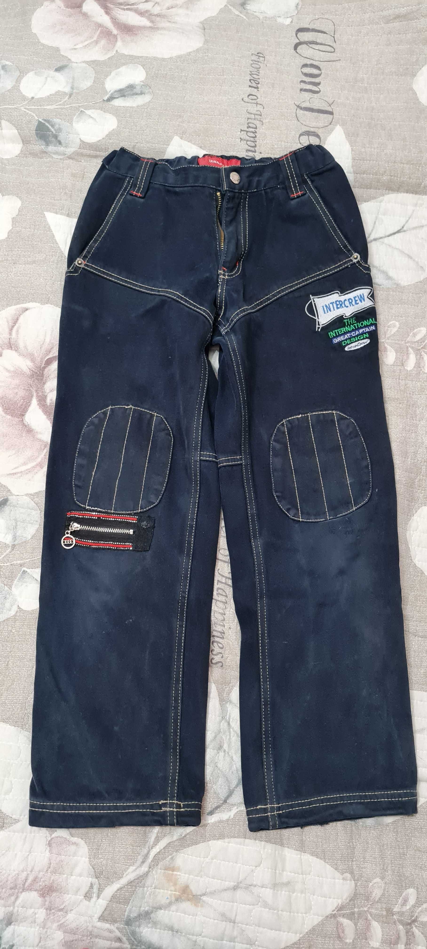 Плотные джинсы на 5-7 лет