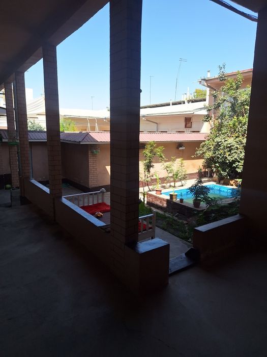 Продается двор в Чиланзарском районе, срочно