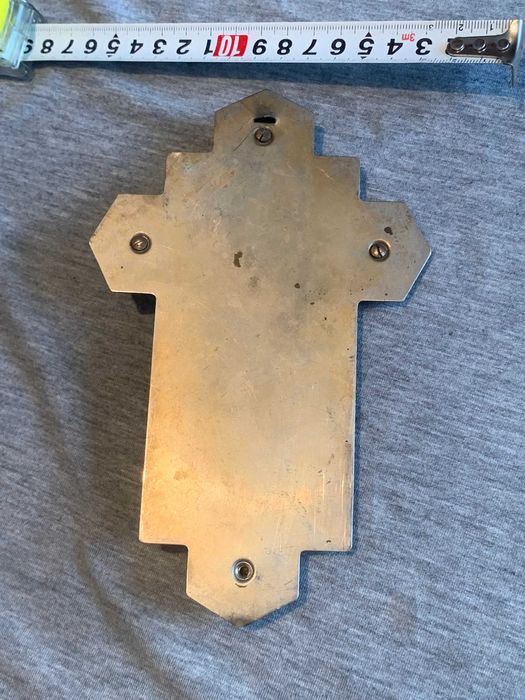 старо стенно разпятие, изобразяващо Кръстния път