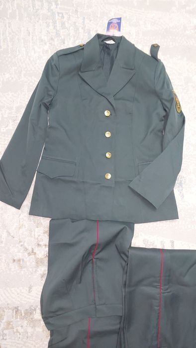 Продаются женские формы.