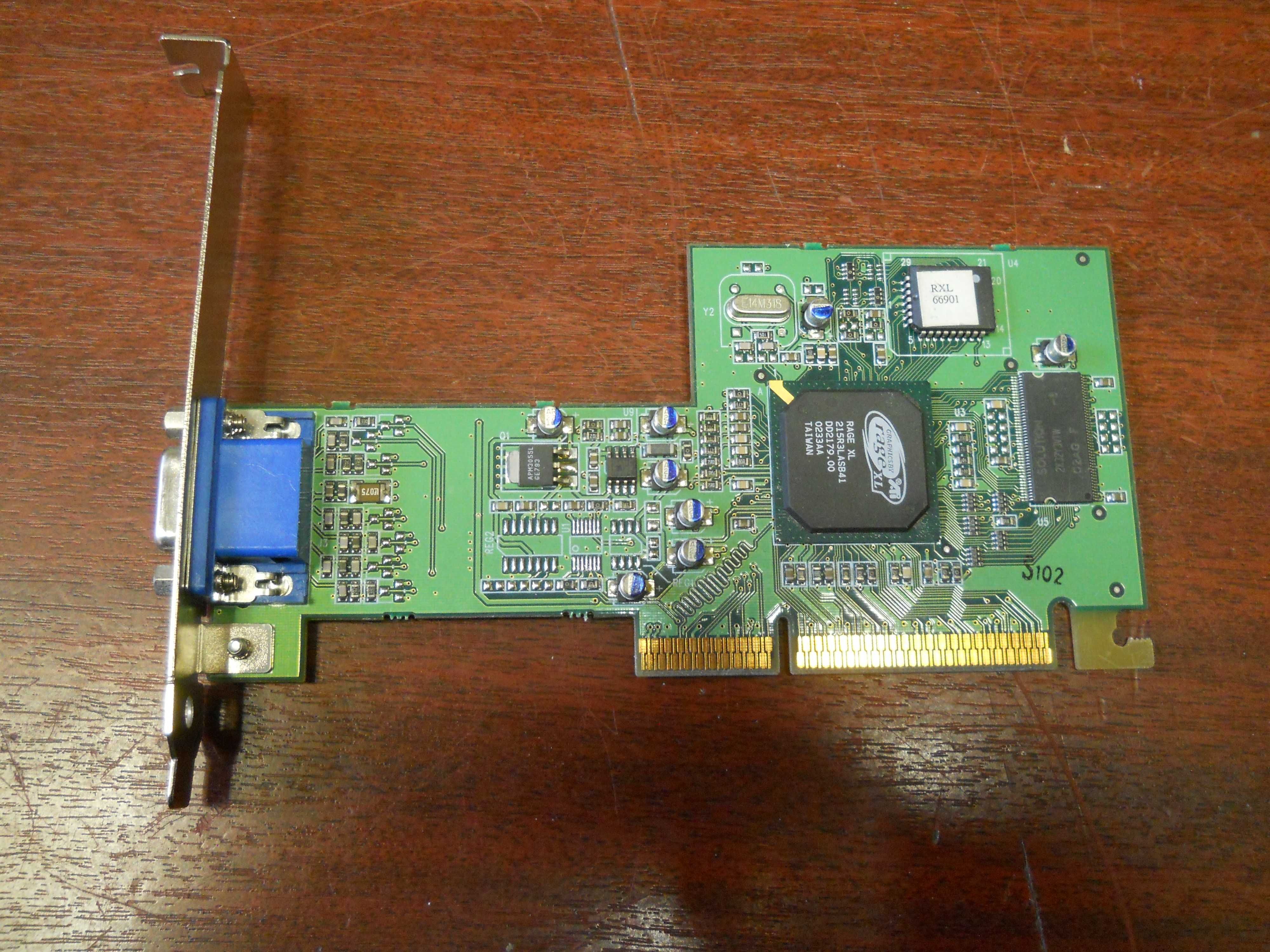 Placa video ATI Xpert 98 XL 8MB SDRAM AGP 2X