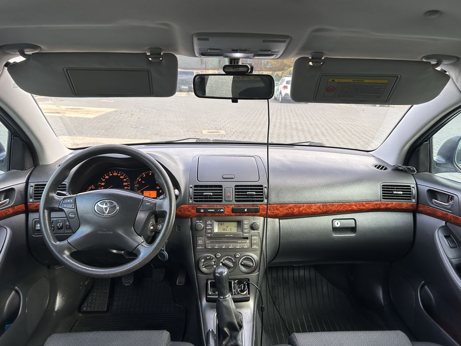 Toyota Avensis 2008 1.6 benzina