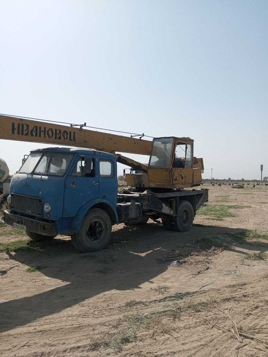 Автокран сотилади