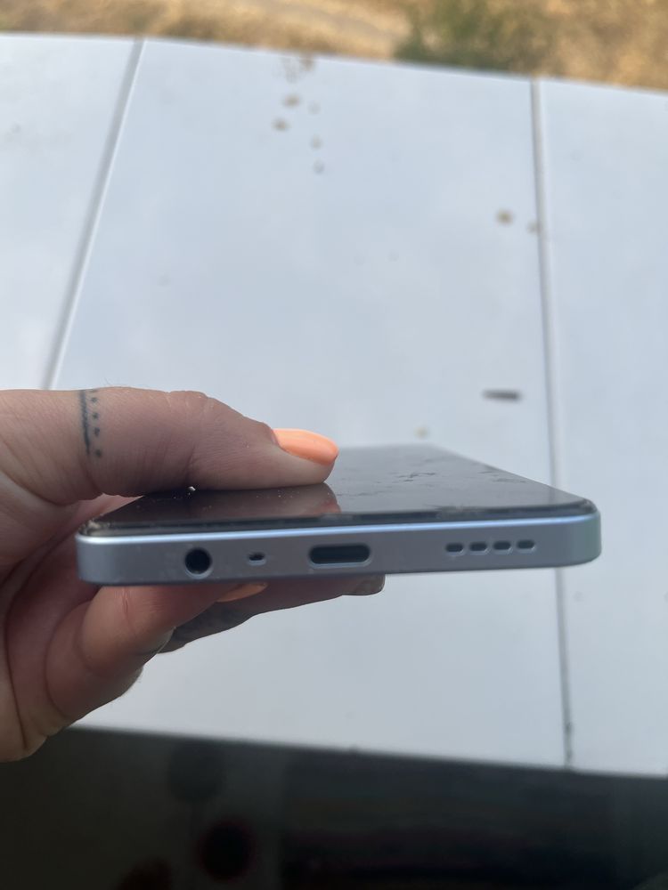 Realme note 60 като нов