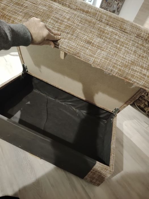 Fotoliu cu spatiu de depozitare