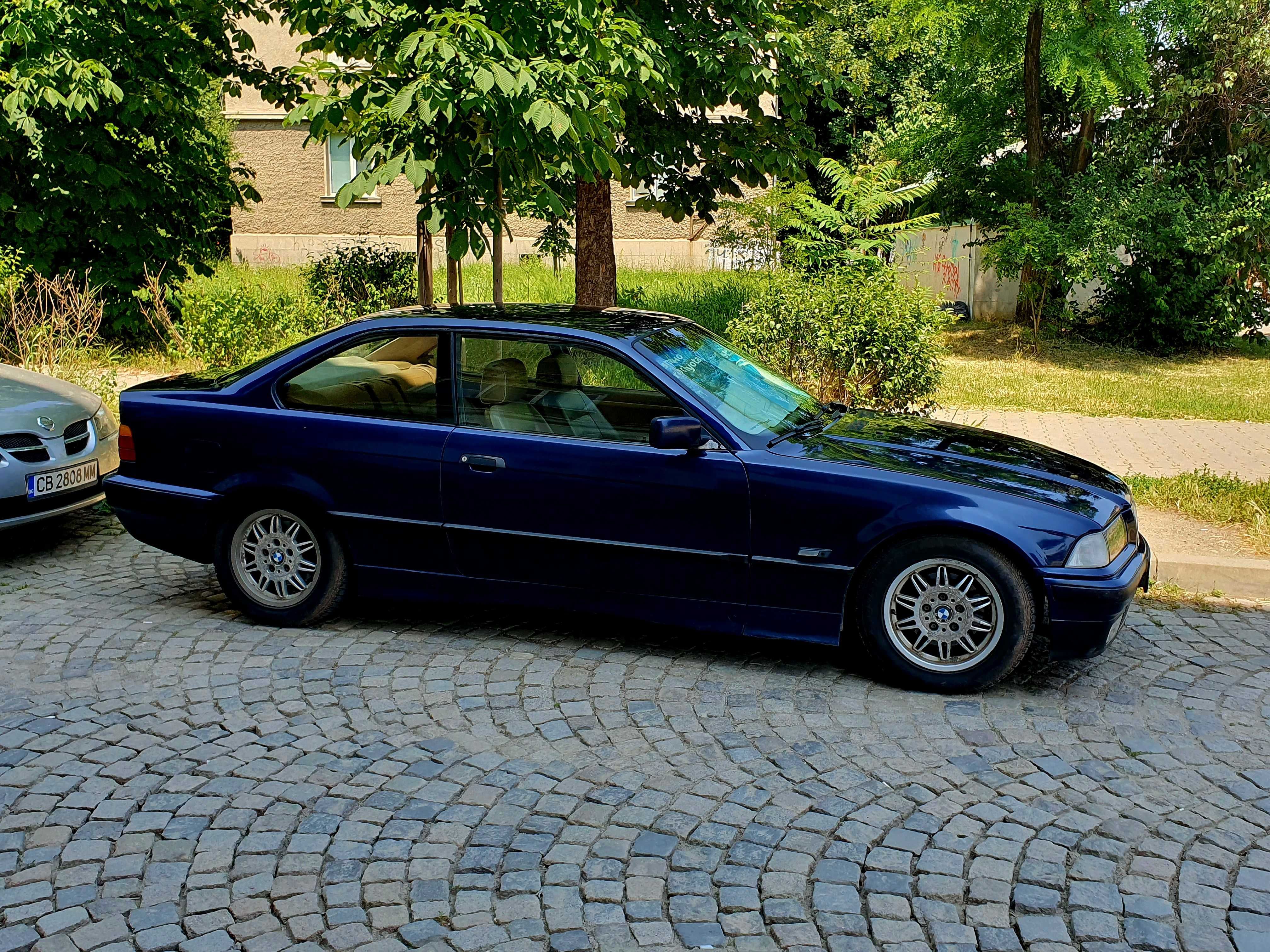 BMW 318 IS Coupe